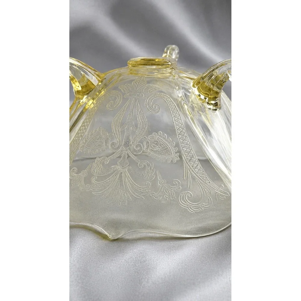 Lancaster Landrum Topaz Yellow Etched Glass 3 Footed Bowl Scalloped 8.5
